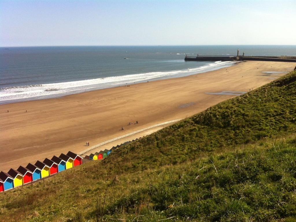 Oceans 12 Leilighet Whitby Eksteriør bilde